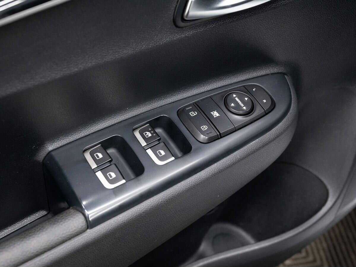 Купить Kia Rio X-Line, 2020, 60 000 км, фото №21