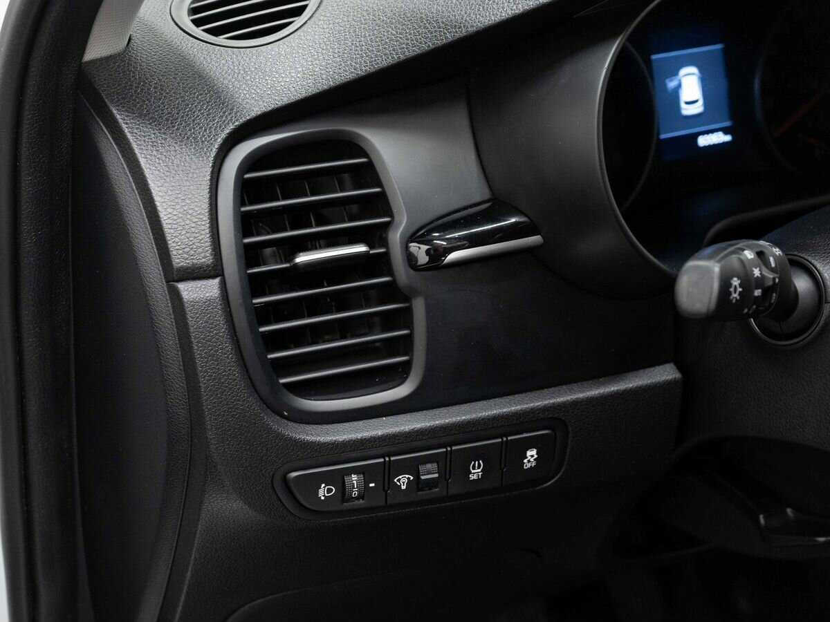 Купить Kia Rio X-Line, 2020, 60 000 км, фото №22