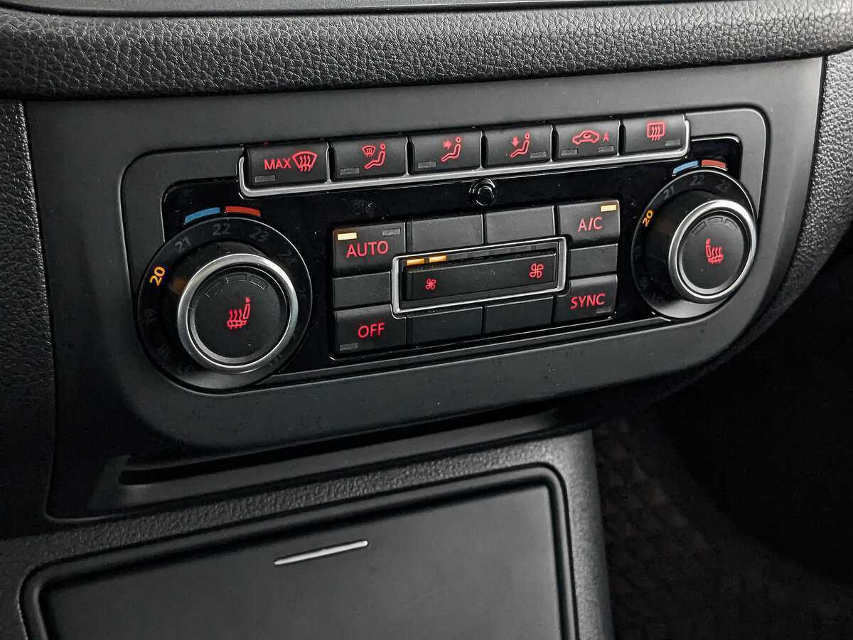 Купить Volkswagen Tiguan, 2015, 88 775 км, фото №25