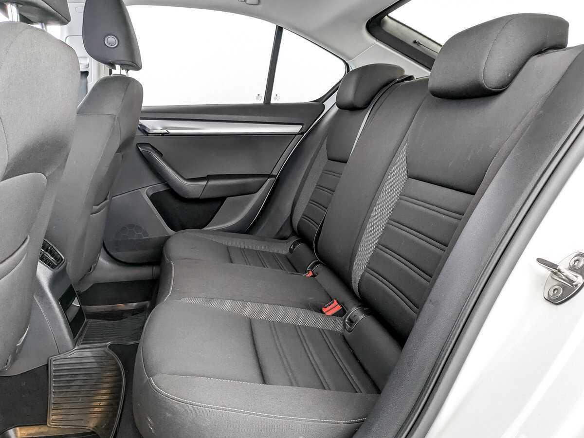 Купить Skoda Octavia, 2018, 107 473 км, фото №12