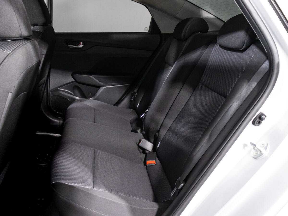 Купить Hyundai Solaris, 2019, 84 390 км, фото №10