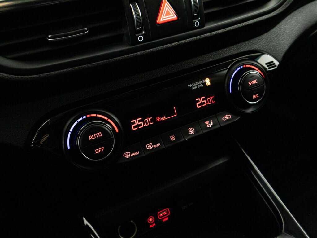 Купить Kia Cerato, 2019, 99 594 км, фото №17