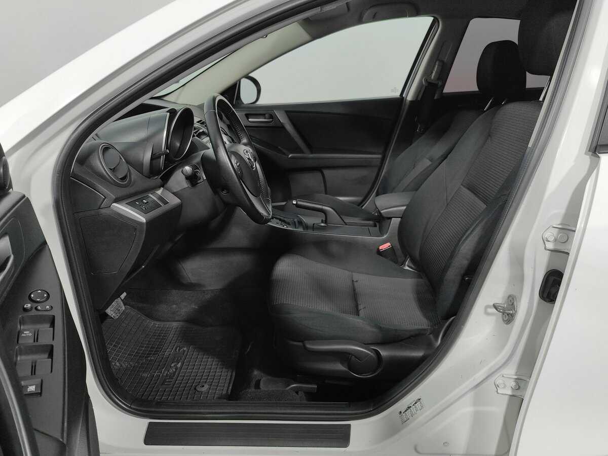 Купить Mazda 3, 2012, 171 500 км, фото №9