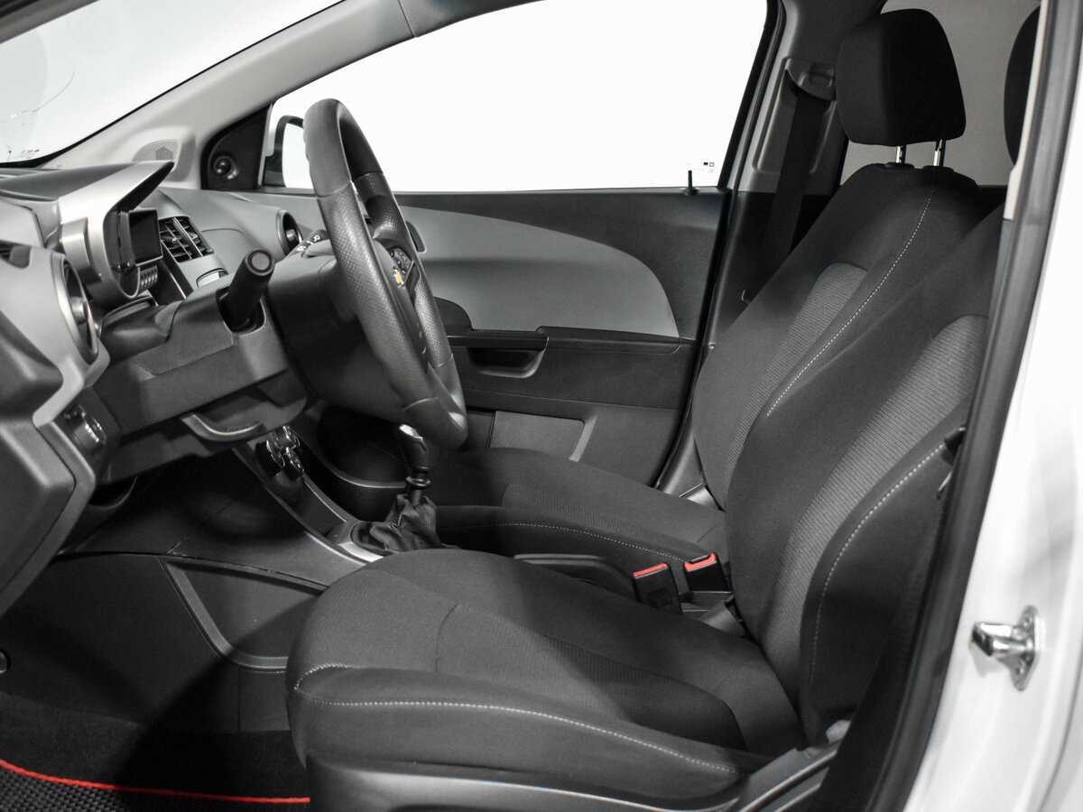 Купить Chevrolet Aveo, 2014, 67 846 км, фото №10