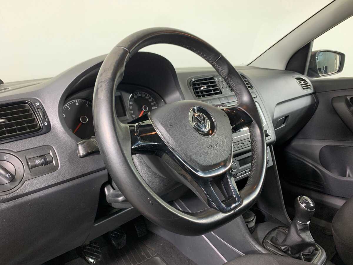 Купить Volkswagen Polo, 2016, 102 662 км, фото №9