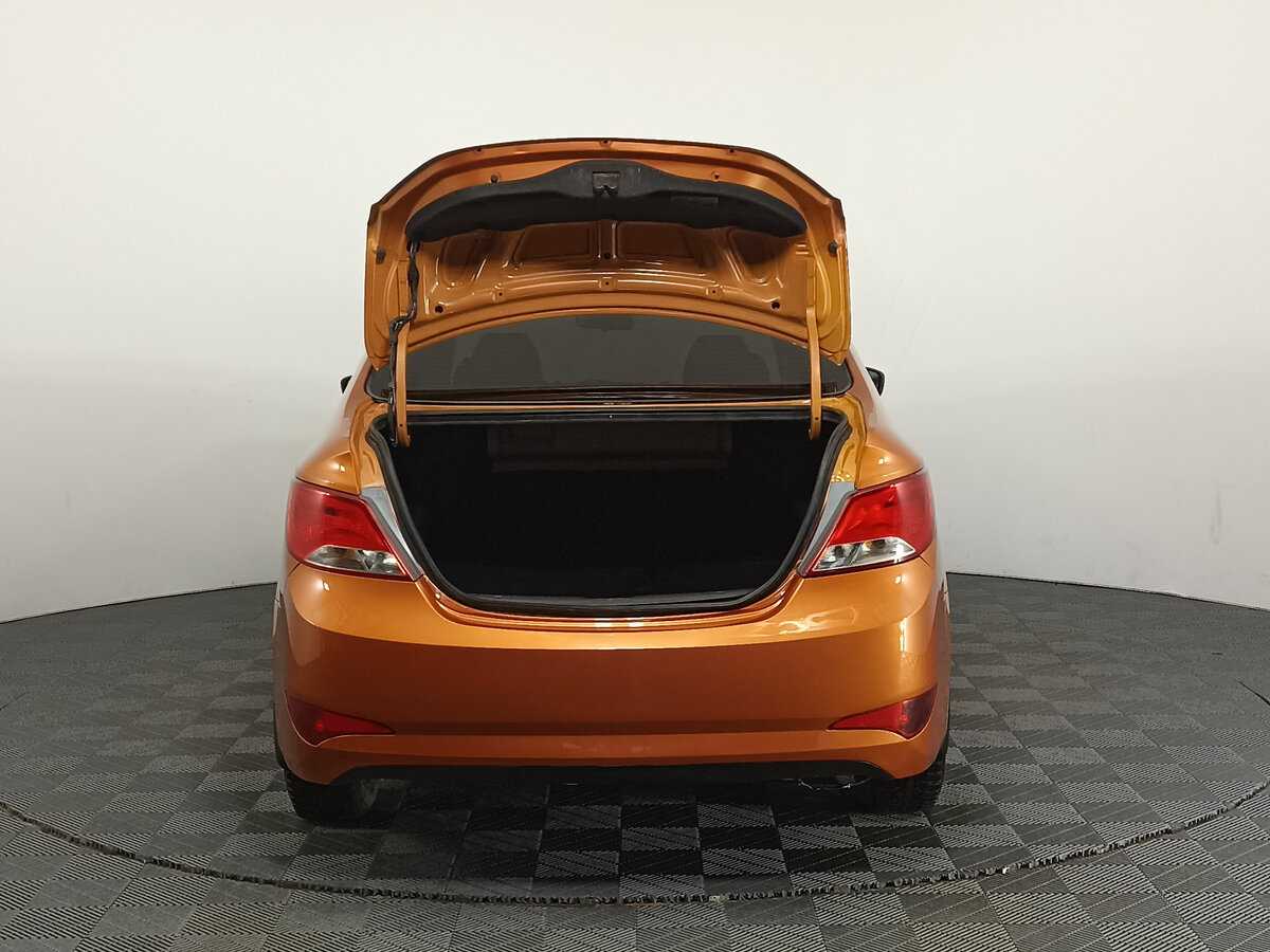 Купить Hyundai Solaris, 2016, 160 075 км, фото №10