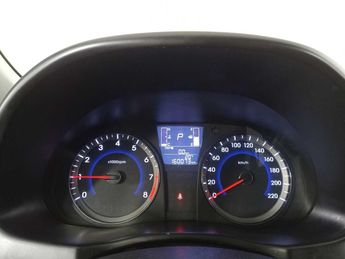 Купить Hyundai Solaris, 2016, 160 075 км, фото №13