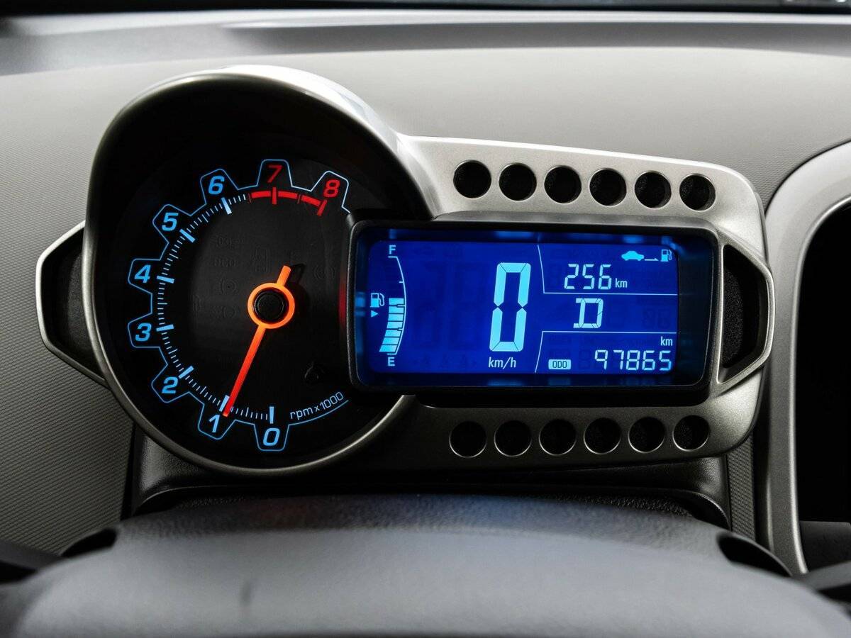 Купить Chevrolet Aveo, 2015, 97 810 км, фото №15