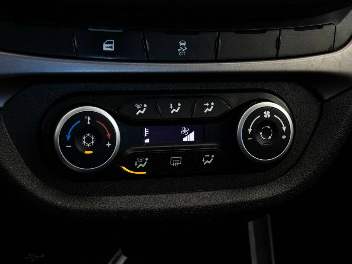 Купить Lada (ВАЗ) Vesta, 2016, 163 685 км, фото №19