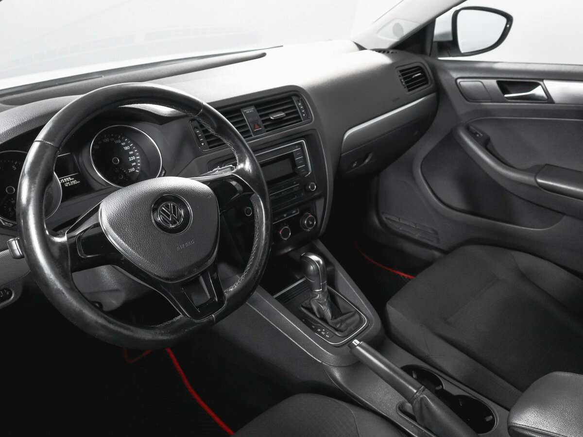 Купить Volkswagen Jetta, 2016, 125 387 км, фото №14