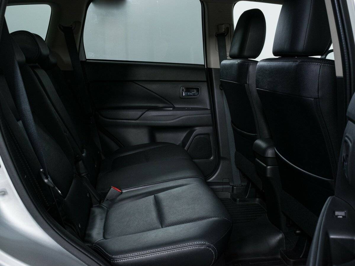 Купить Mitsubishi Outlander, 2015, 92 000 км, фото №11