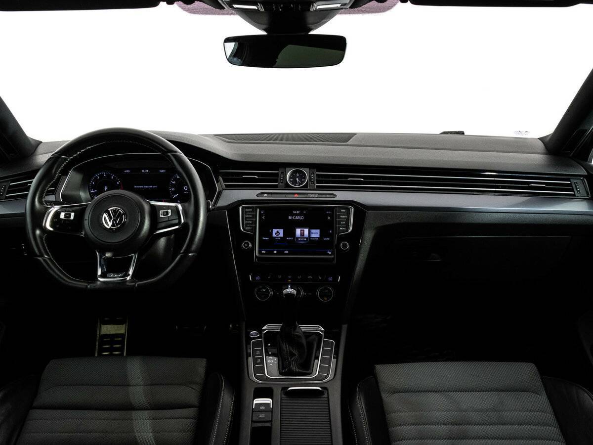 Купить Volkswagen Passat, 2016, 228 105 км, фото №10