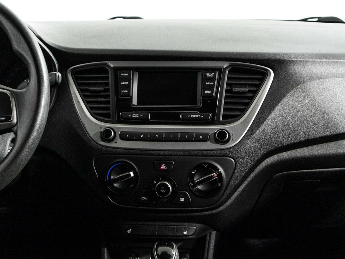 Купить Hyundai Solaris, 2018, 154 973 км, фото №14