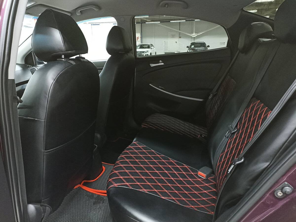 Купить Hyundai Solaris, 2013, 174 381 км, фото №12