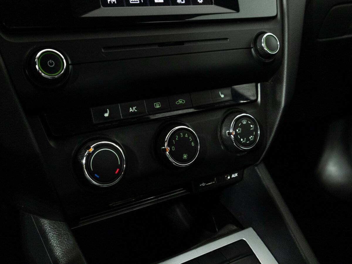 Купить Skoda Octavia, 2014, 168 239 км, фото №16