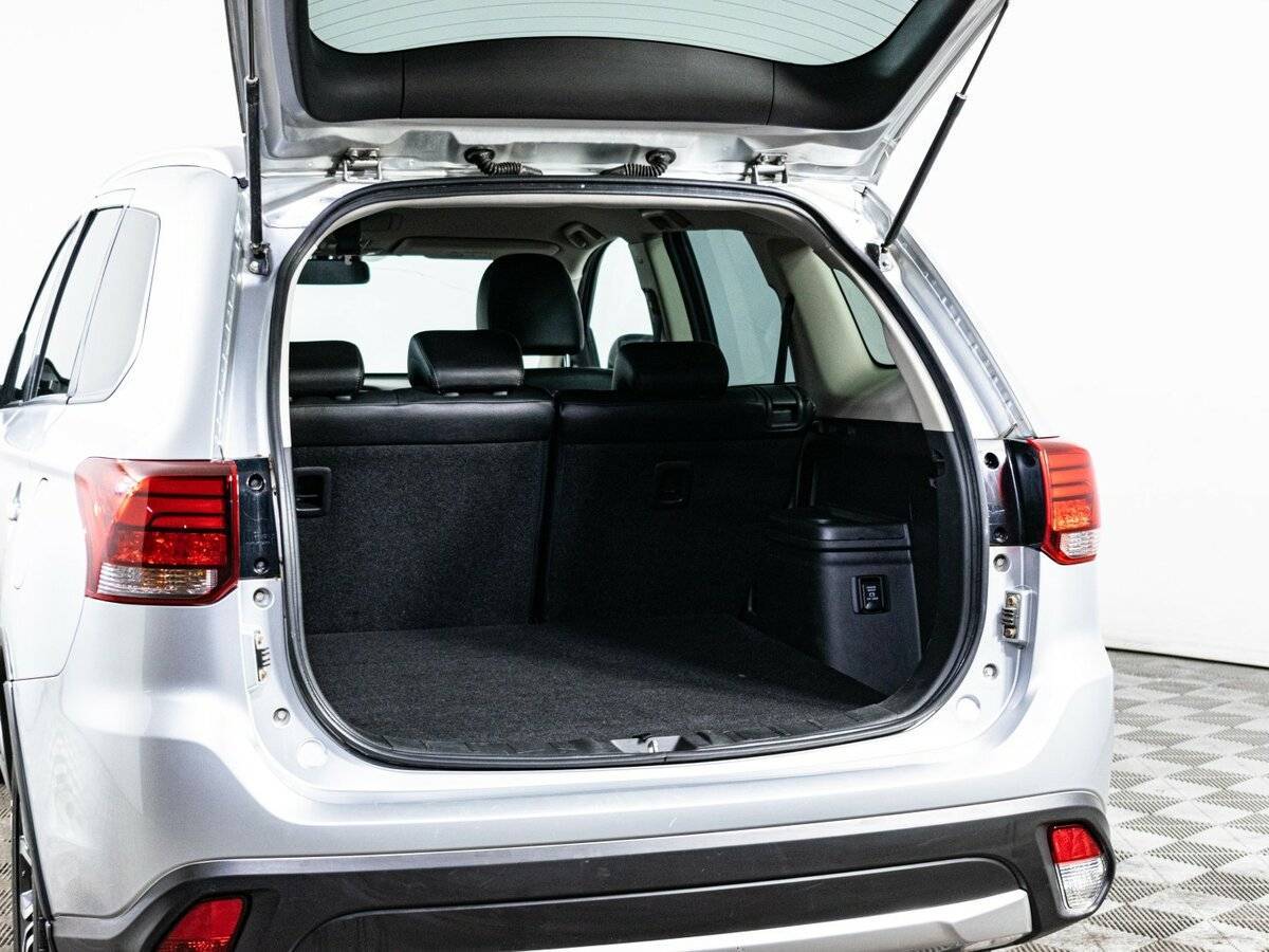 Купить Mitsubishi Outlander, 2017, 111 700 км, фото №6