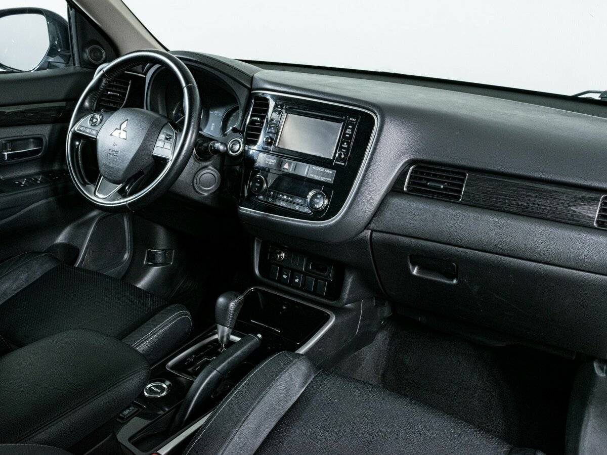 Купить Mitsubishi Outlander, 2017, 111 700 км, фото №7