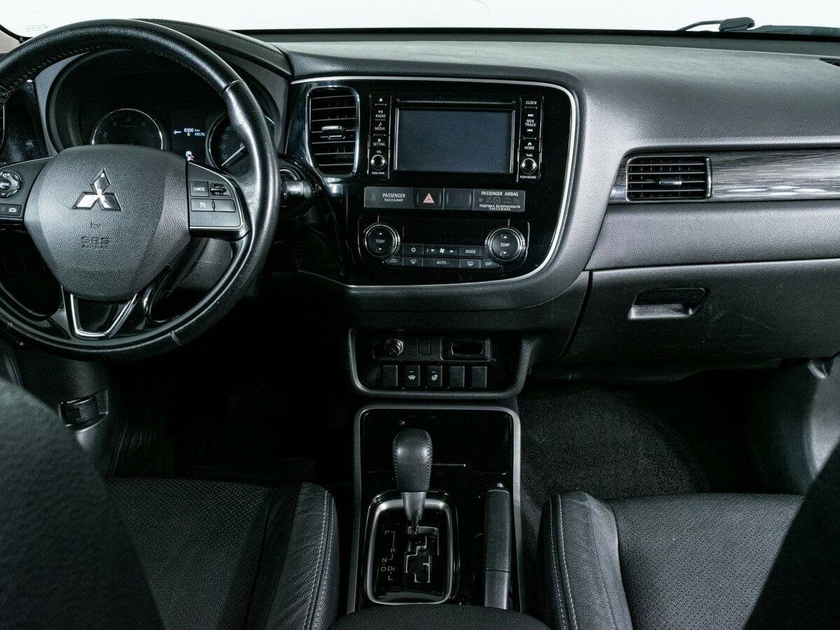 Купить Mitsubishi Outlander, 2017, 111 700 км, фото №8