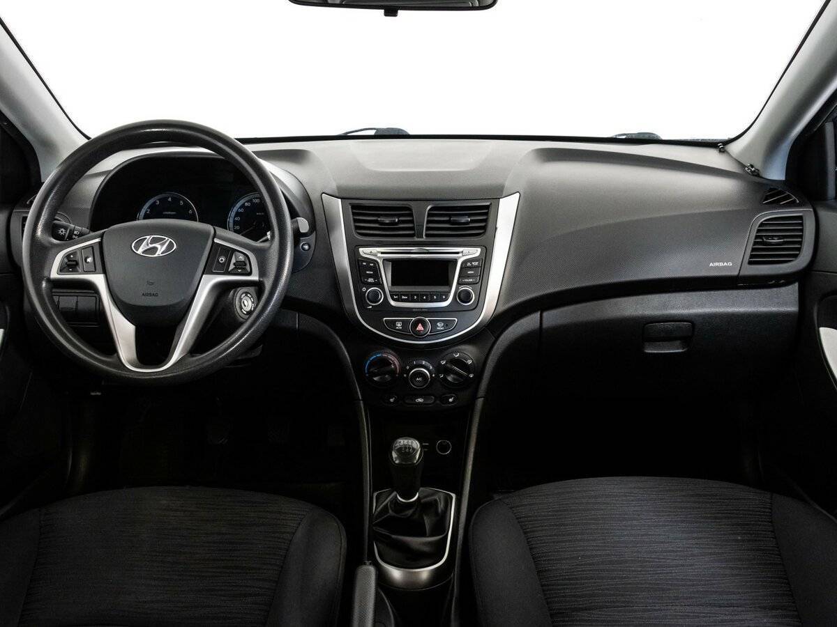 Купить Hyundai Solaris, 2015, 130 000 км, фото №10