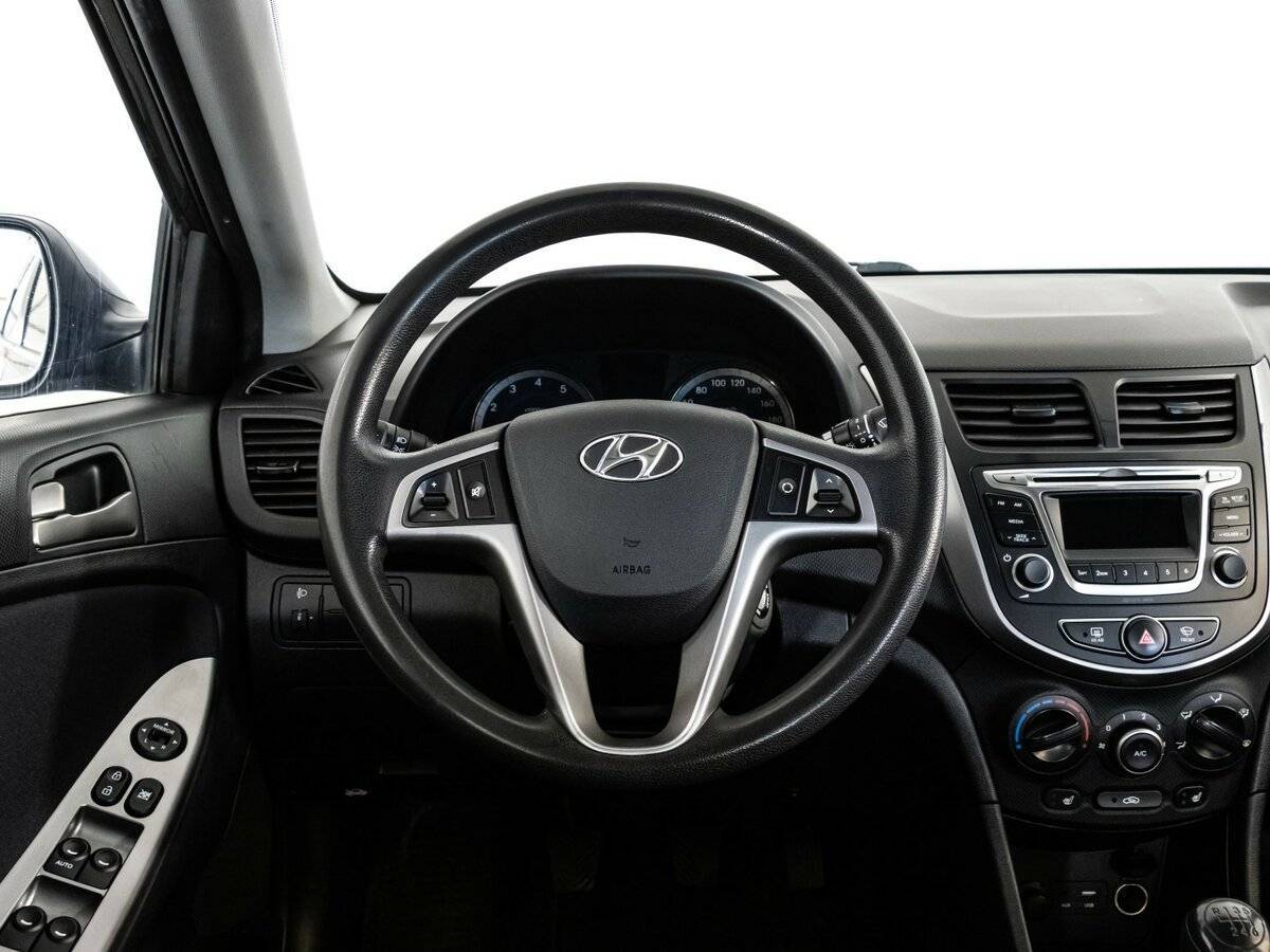 Купить Hyundai Solaris, 2015, 130 000 км, фото №12