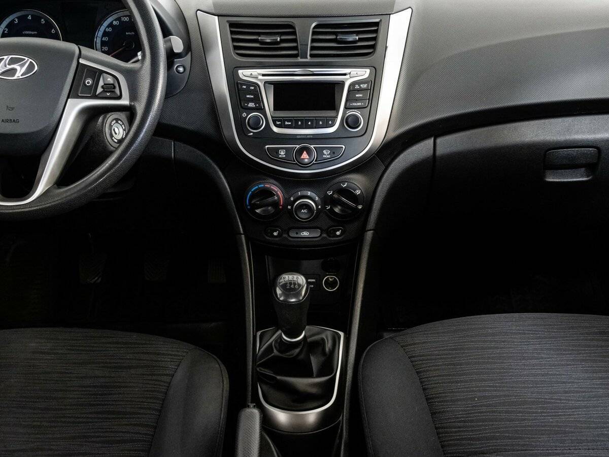 Купить Hyundai Solaris, 2015, 130 000 км, фото №14