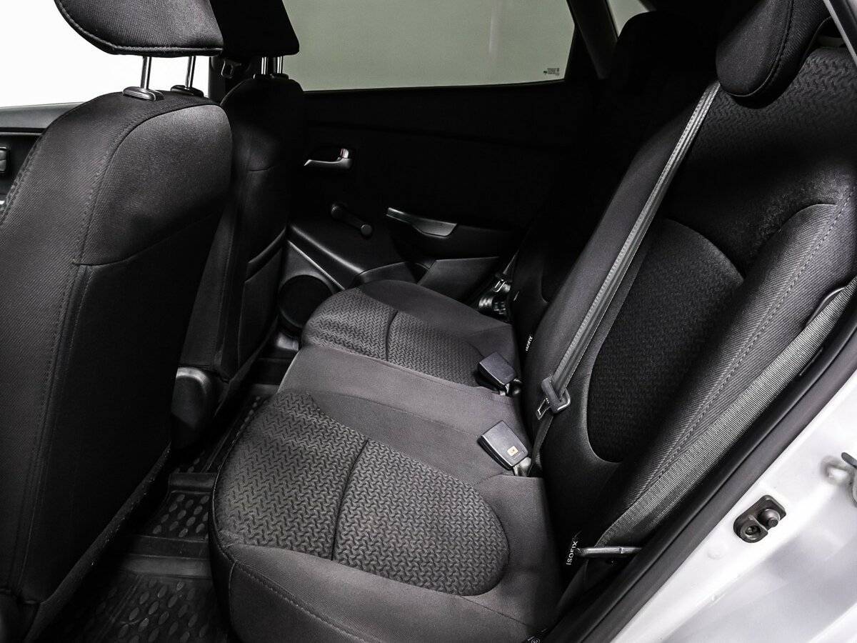 Купить Kia Rio, 2017, 91 869 км, фото №12