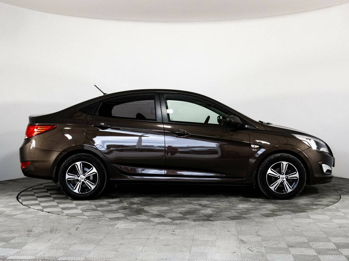 Купить Hyundai Solaris, 2016, 115 245 км, фото №4