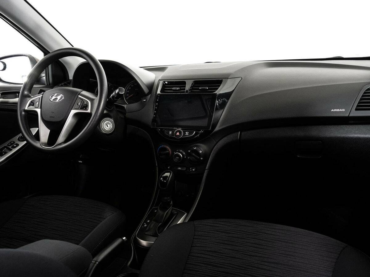 Купить Hyundai Solaris, 2016, 115 245 км, фото №9