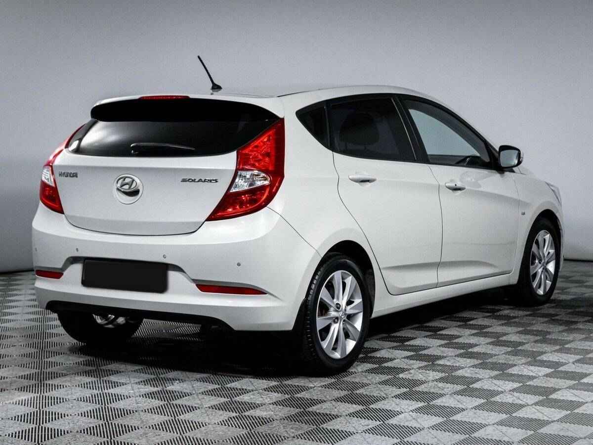 Купить Hyundai Solaris, 2015, 73 940 км, фото №5