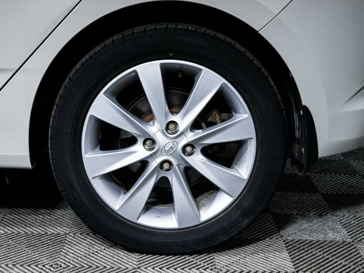 Купить Hyundai Solaris, 2015, 73 940 км, фото №14