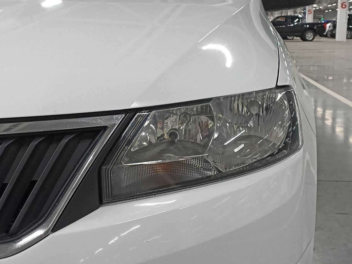 Купить Skoda Rapid, 2018, 119 413 км, фото №17