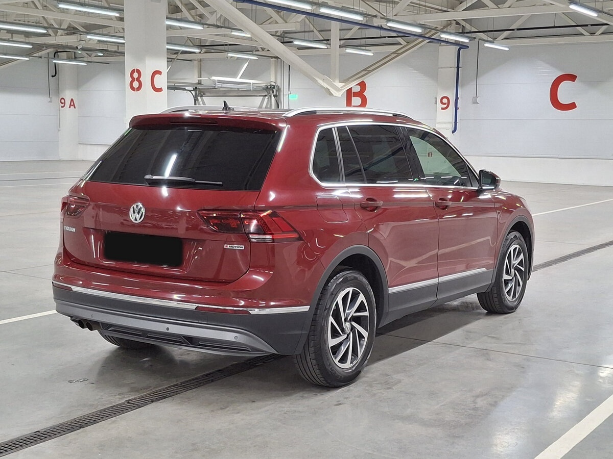 Купить Volkswagen Tiguan II, 2018, 164 822 км, фото №5