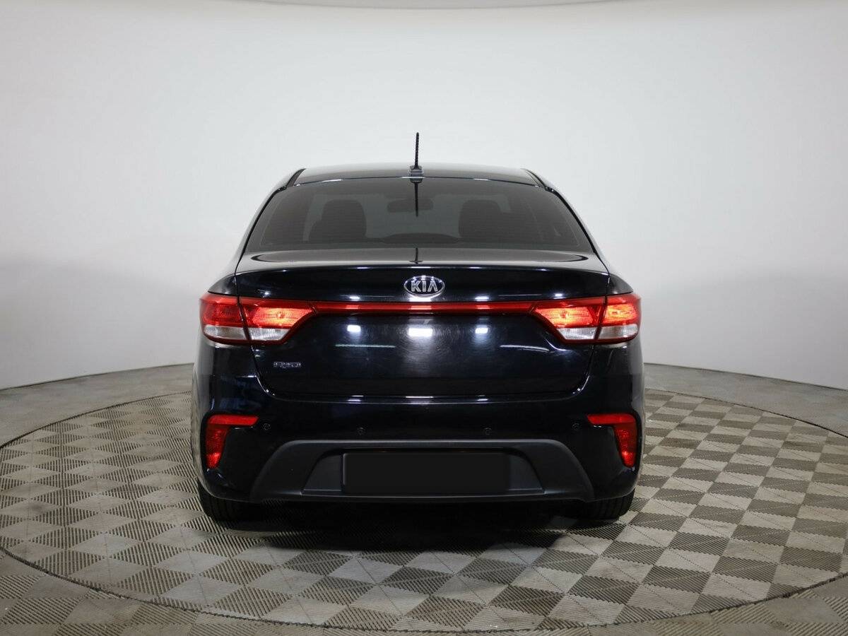 Купить Kia Rio IV, 2017, 120 000 км, фото №6