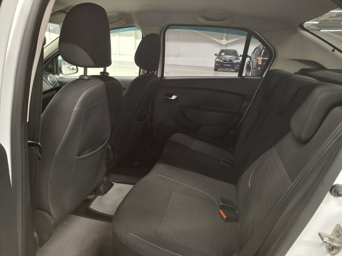 Купить Renault Logan II, 2017, 143 250 км, фото №12