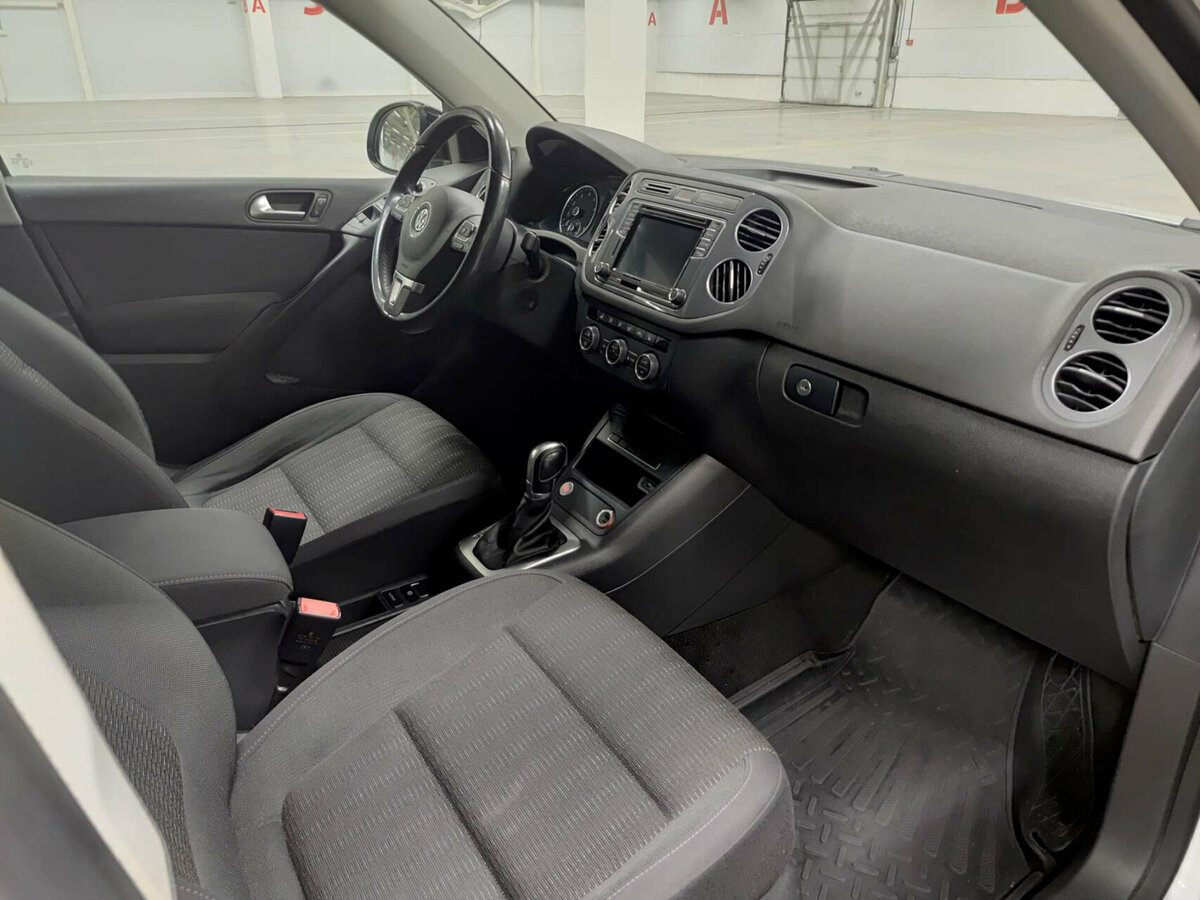 Купить Volkswagen Tiguan I Рестайлинг, 2016, 110 175 км, фото №11